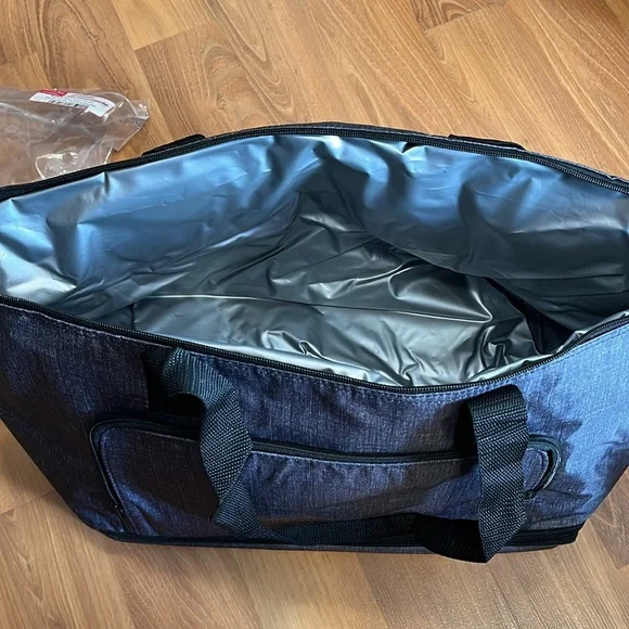 Thirty-One Bake & Take - Picture 3 of 5